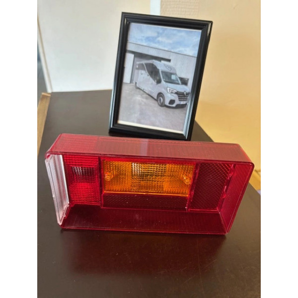 Cabochon de feu arrière droit à ampoules