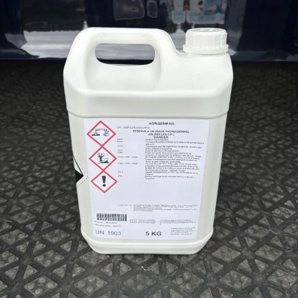 Désinfectant bactéricide et virucide camion chevaux