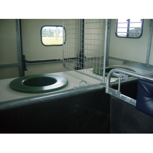 Mangeoires de sellerie 2