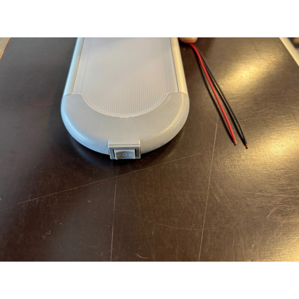 Plafonnier LED blanc et bleu pour camion chevaux