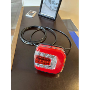 Feu arrière à leds VL chevaux 12/24 volts