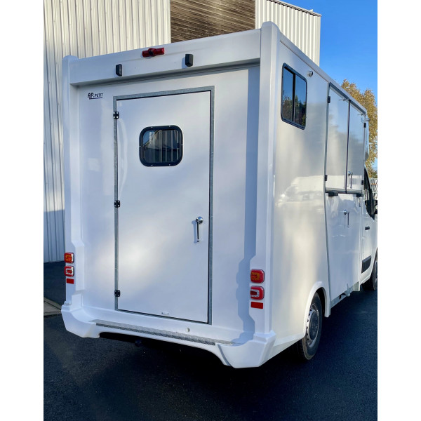 Feu arrière à leds VL chevaux 12/24 volts