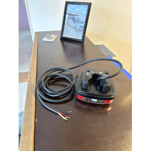 Feu arrière à leds VL chevaux clignotant 12/24 volts 2